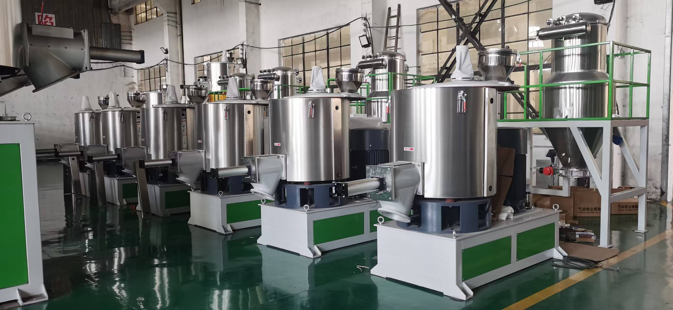 高速混合機噴涂碳化鎢的技術要求-張家港市佳諾機械有限公司